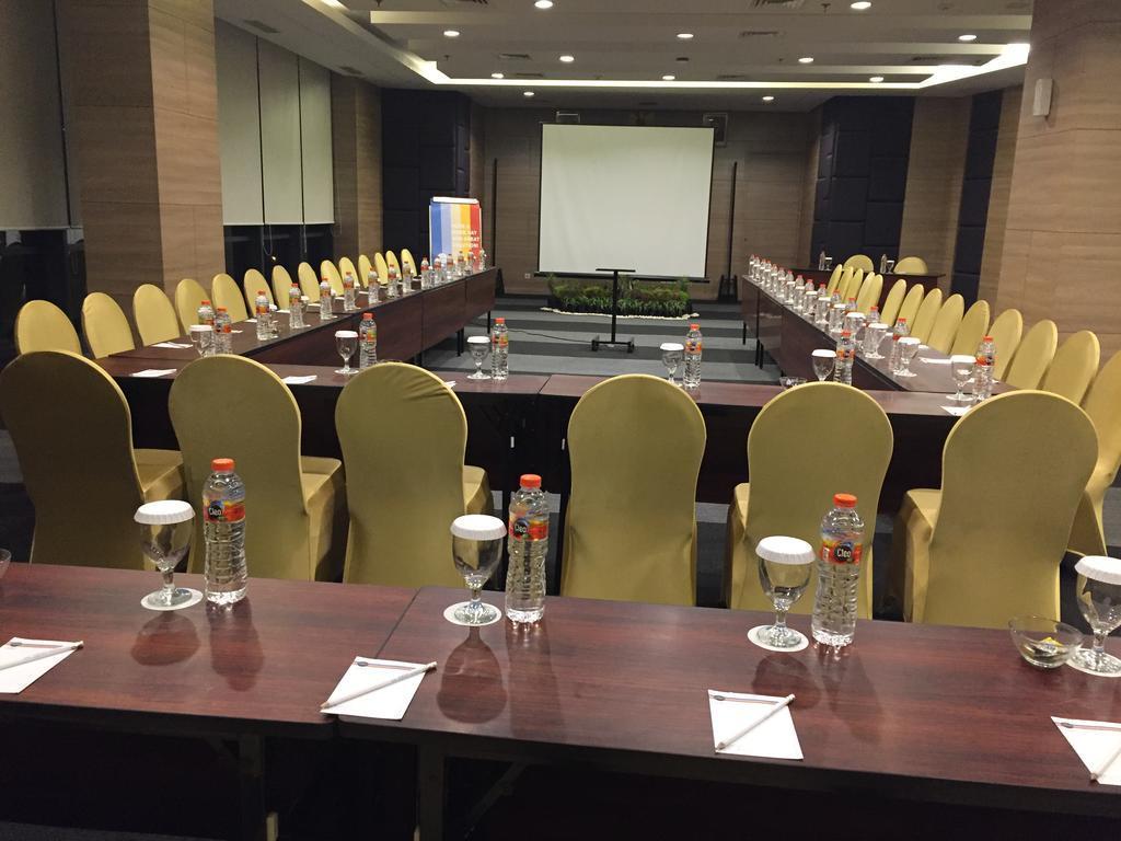 Vasaka Managed By Dafam Hotel Jakarta